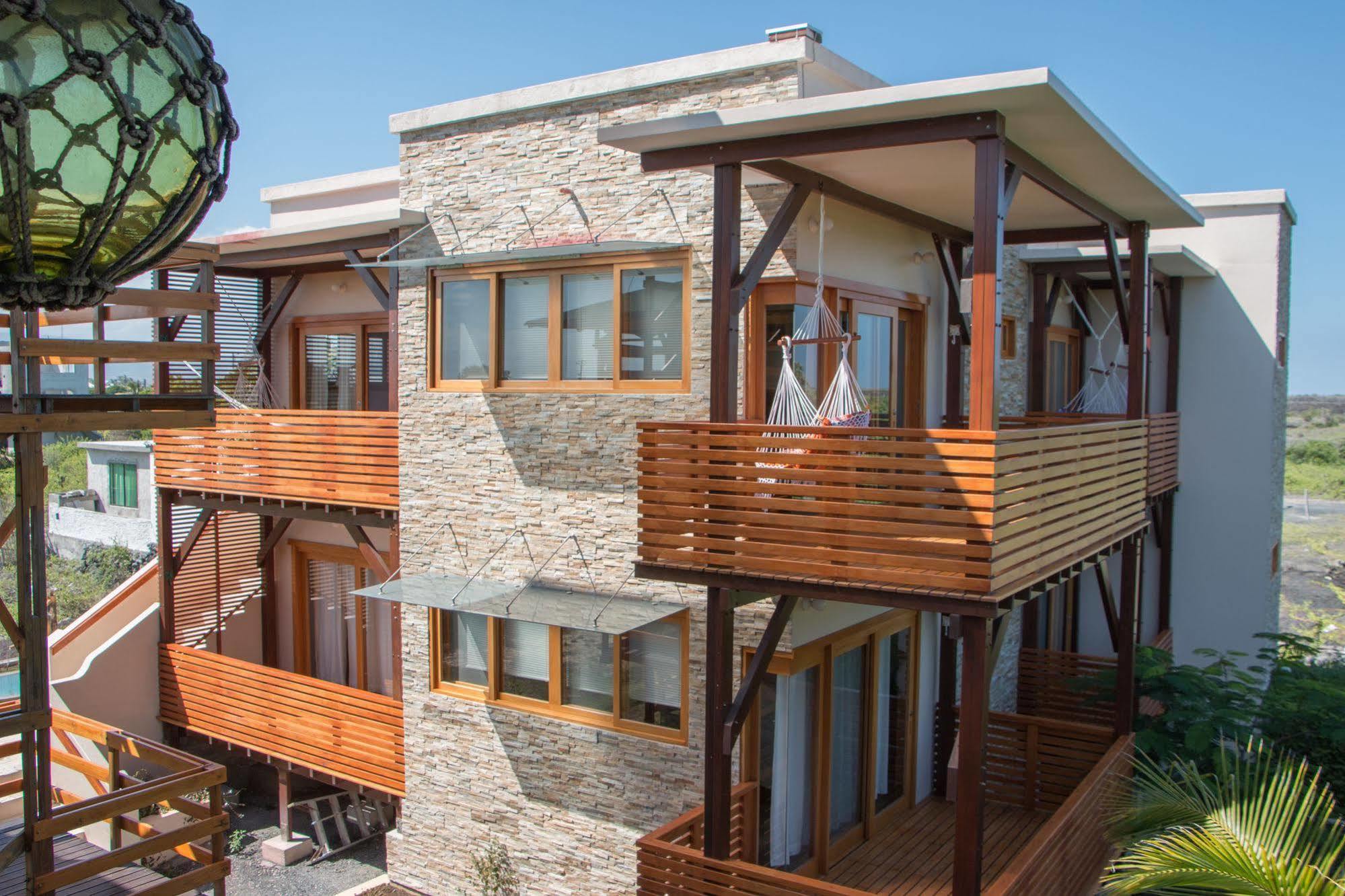 Chez Manany Galapagos Ecolodge ปวยร์โต วิลยามิล ภายนอก รูปภาพ