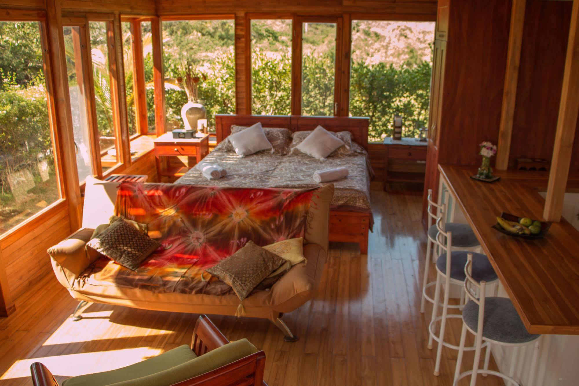 Chez Manany Galapagos Ecolodge ปวยร์โต วิลยามิล ภายนอก รูปภาพ